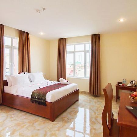 Samnang Laor Phnom Penh Hotel Exterior photo