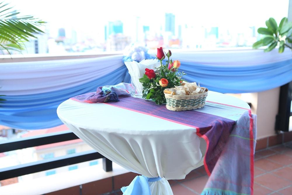 Samnang Laor Phnom Penh Hotel Exterior photo